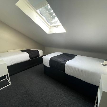 Mays Apartments: City Centre Convenience with Free Parking Liverpool Exterior photo