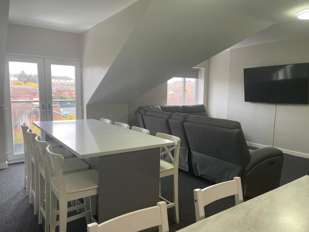 Mays Apartments: City Centre Convenience with Free Parking Liverpool Exterior photo