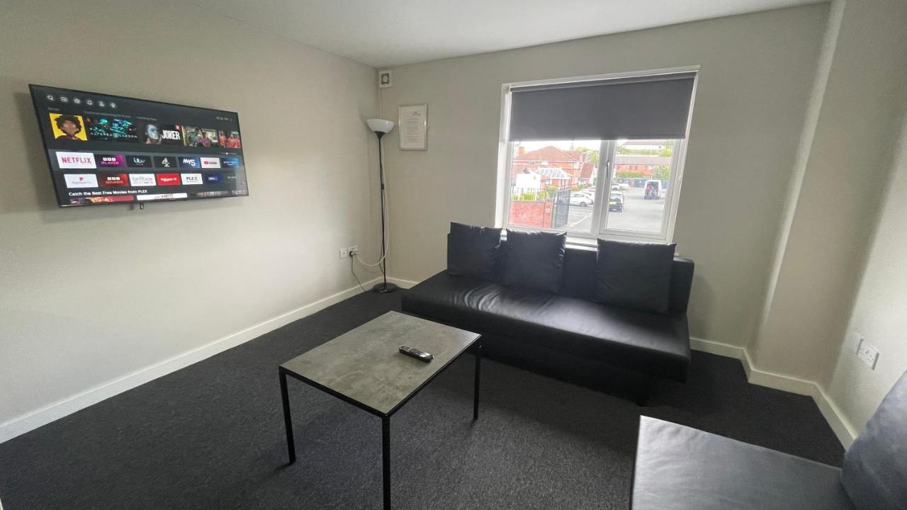 Mays Apartments: City Centre Convenience with Free Parking Liverpool Exterior photo