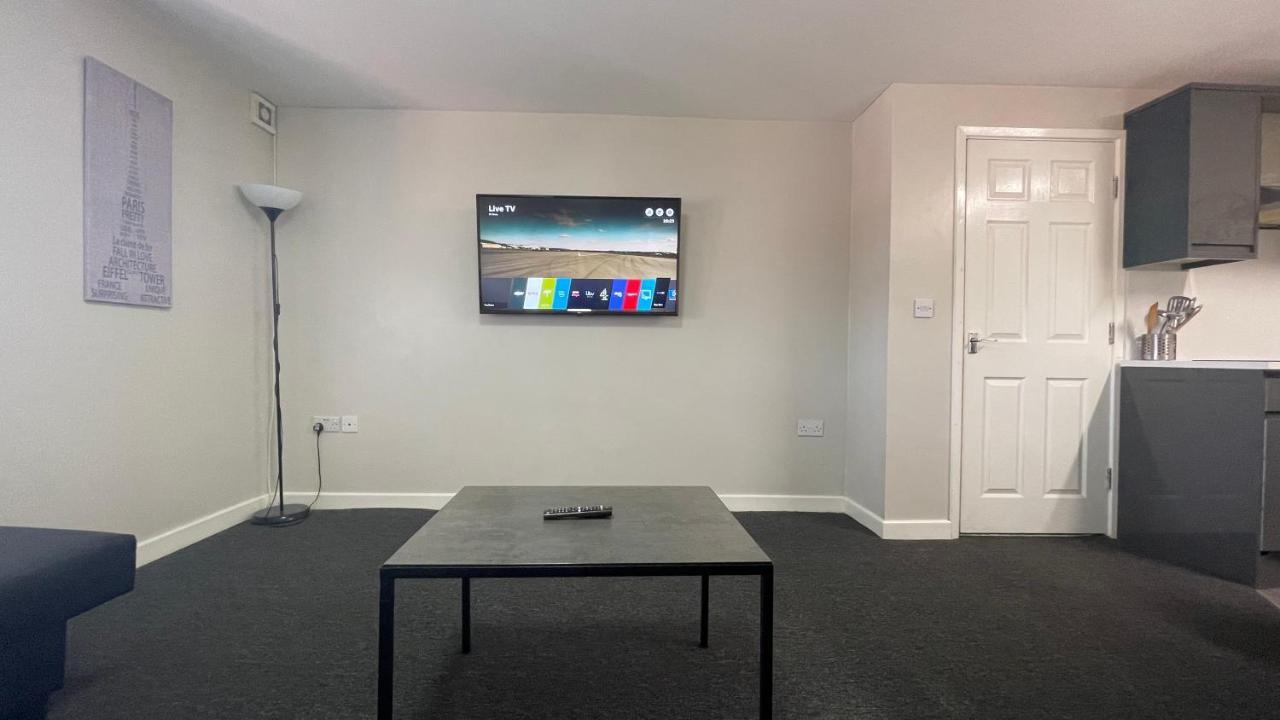 Mays Apartments: City Centre Convenience with Free Parking Liverpool Exterior photo