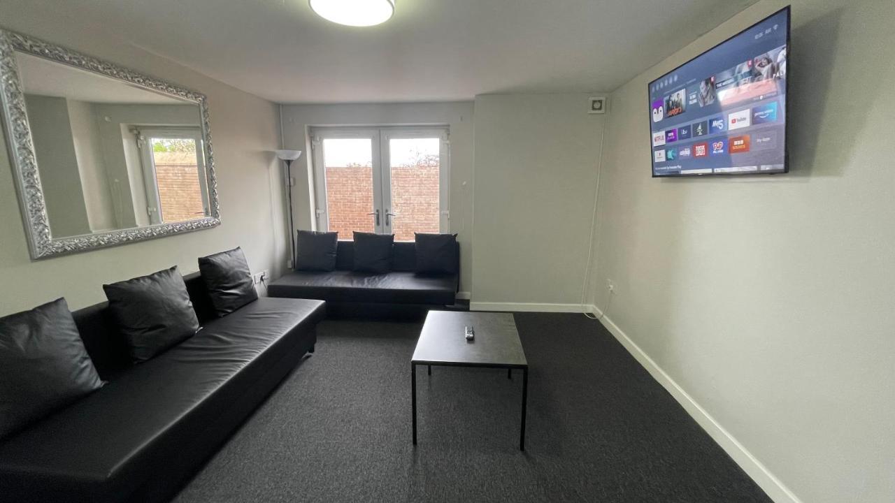 Mays Apartments: City Centre Convenience with Free Parking Liverpool Exterior photo