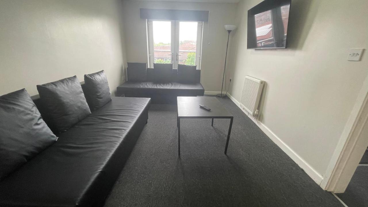 Mays Apartments: City Centre Convenience with Free Parking Liverpool Exterior photo