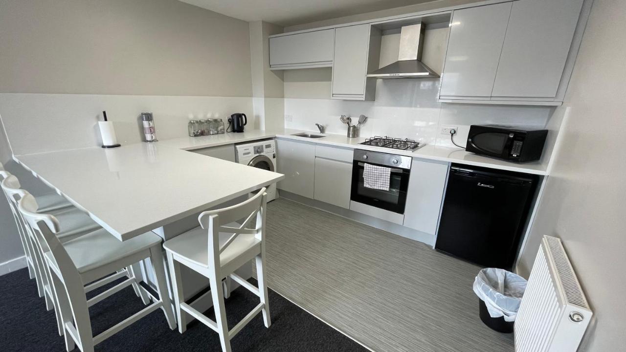 Mays Apartments: City Centre Convenience with Free Parking Liverpool Exterior photo