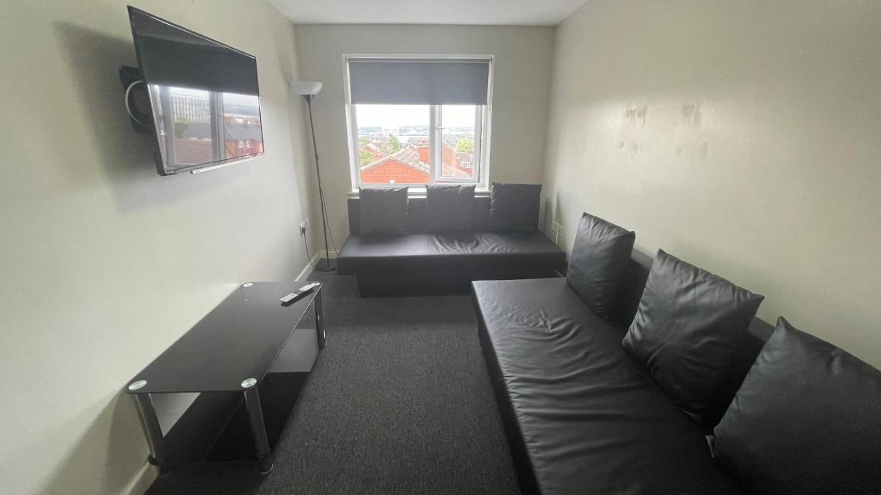 Mays Apartments: City Centre Convenience with Free Parking Liverpool Exterior photo